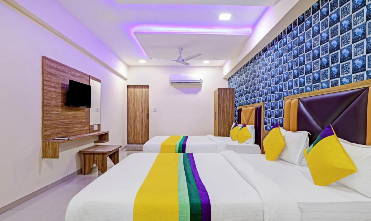 Itsy Hotels Rk Palace Vadodara Exterior photo